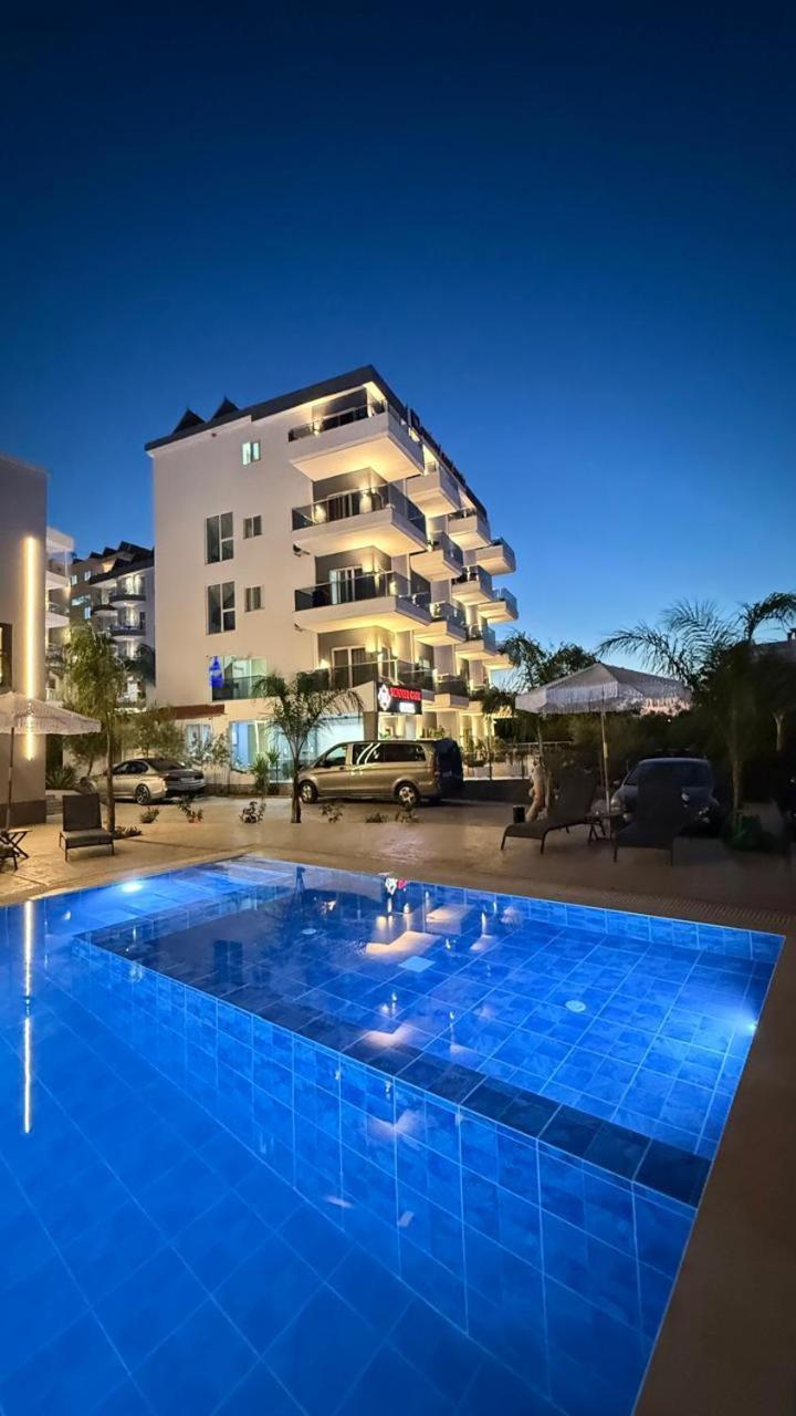 Summer Gate Hotel 4*
