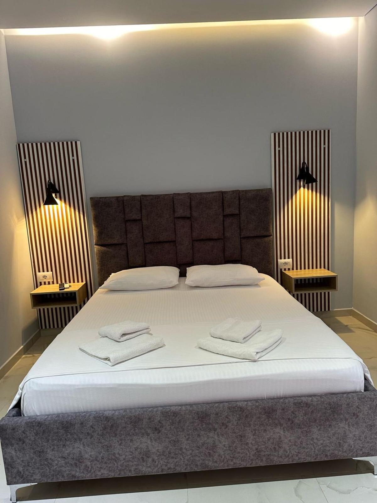 Summer Gate Hotel