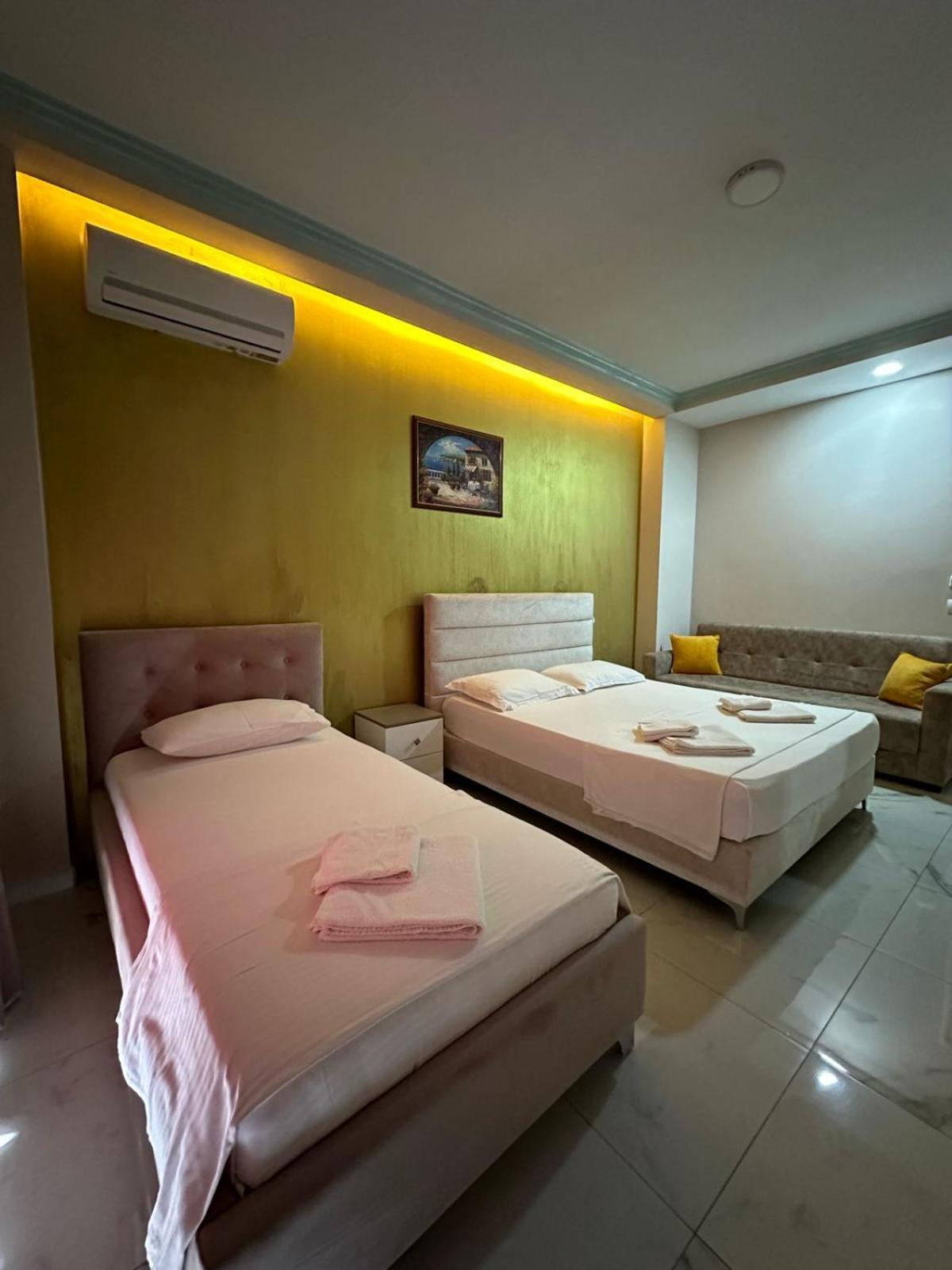 Summer Gate Hotel 4*